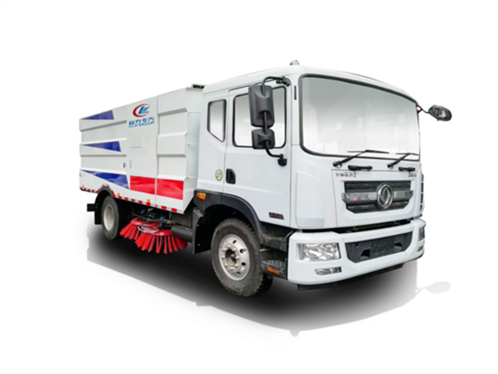 東風D9掃路車