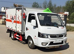 程力威牌CLW5030XZWE6型雜項(xiàng)危險(xiǎn)物品廂式運(yùn)輸車(chē)
