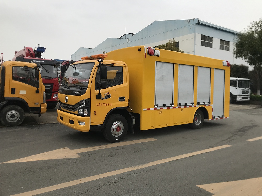 東風(fēng)大多利卡工程救險車[2000m3/h]