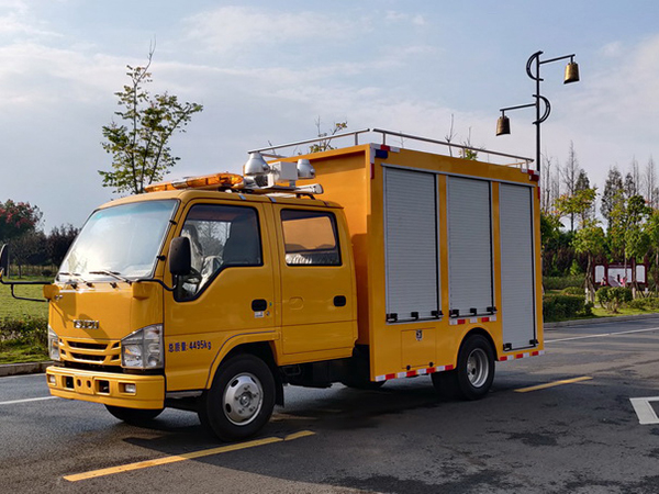 五十鈴救險(xiǎn)車